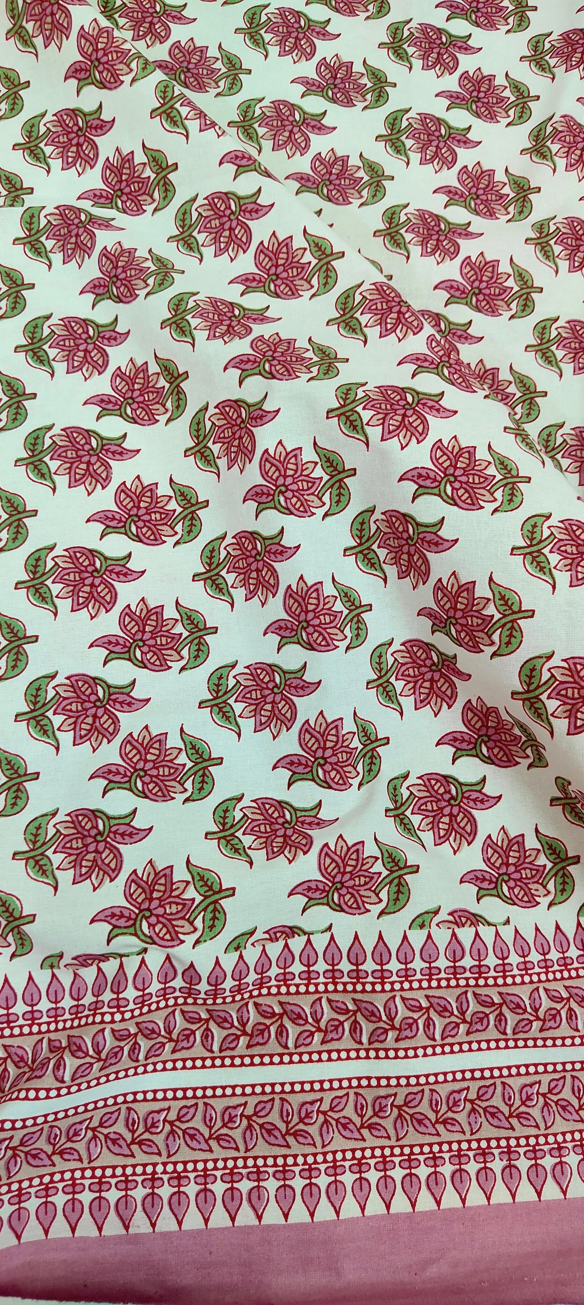 BED-COVER PINK FLORAL