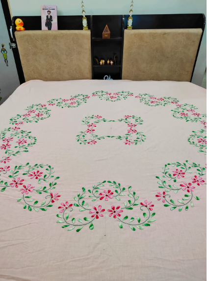 BED COVER KING SIZE ( PEACH)