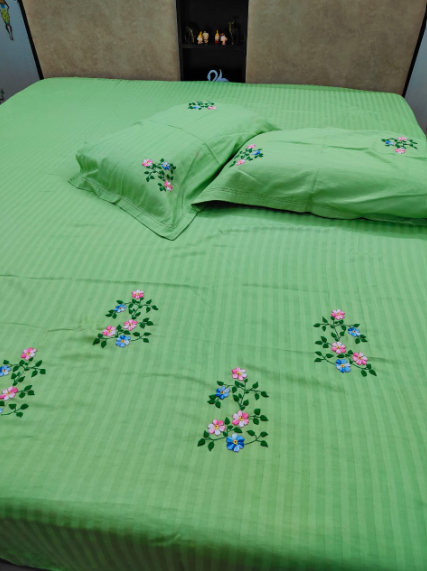 BED COVER KING SIZE ( PISTA GREEN)