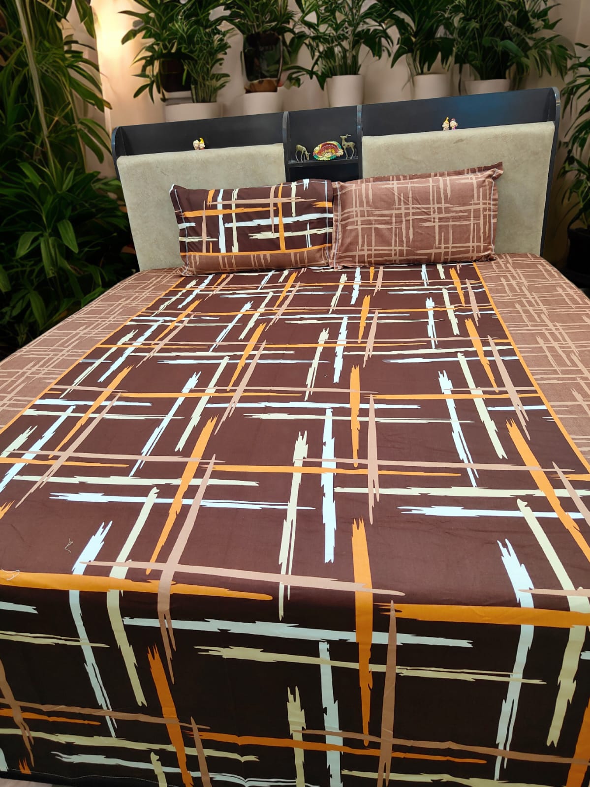 PRINTED BEDSHEET BROWN