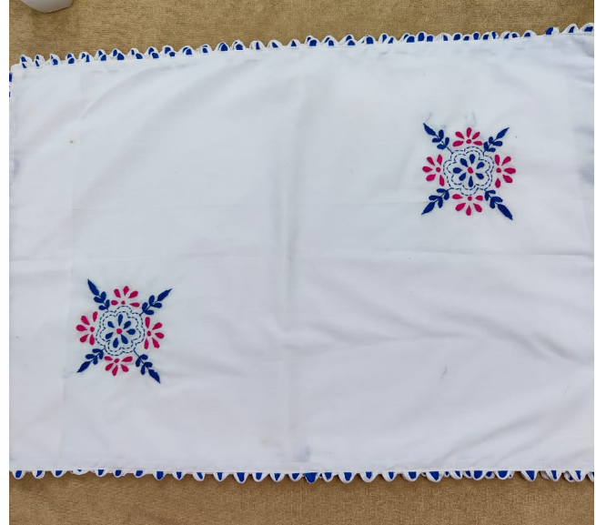 PILLOW CASES WHITE WITH BLUE EDGES