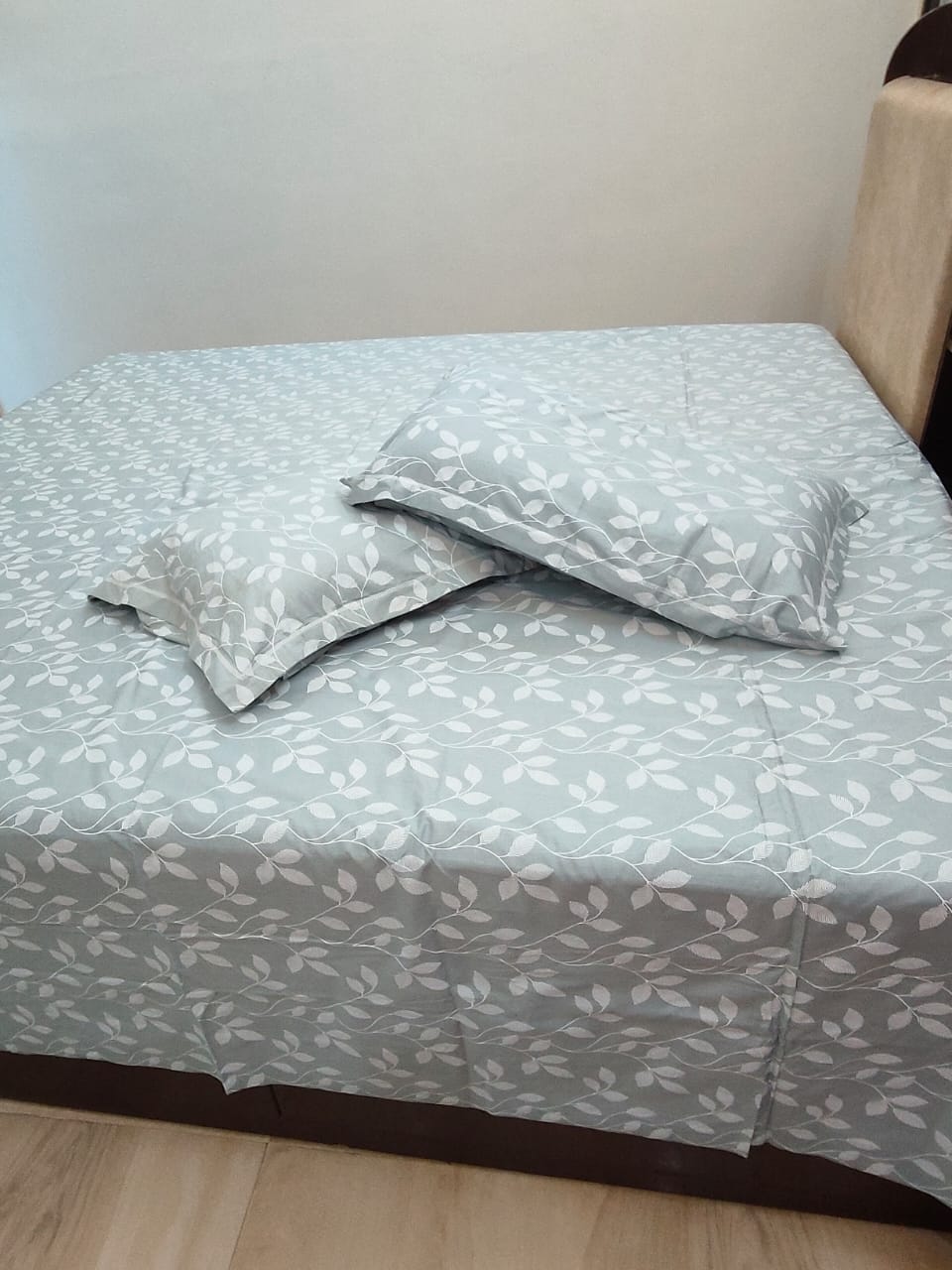 PRINTED BEDSHEET LIGHT GREY