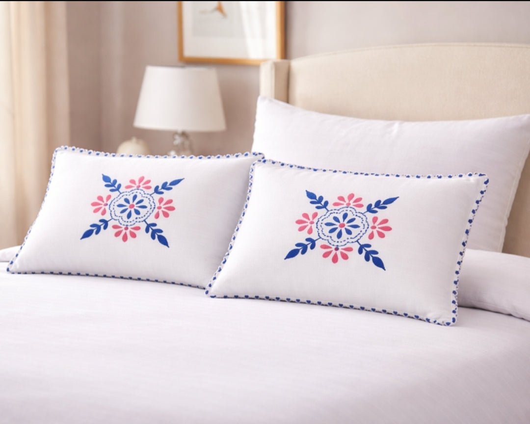 PILLOW CASES WHITE WITH BLUE EDGES