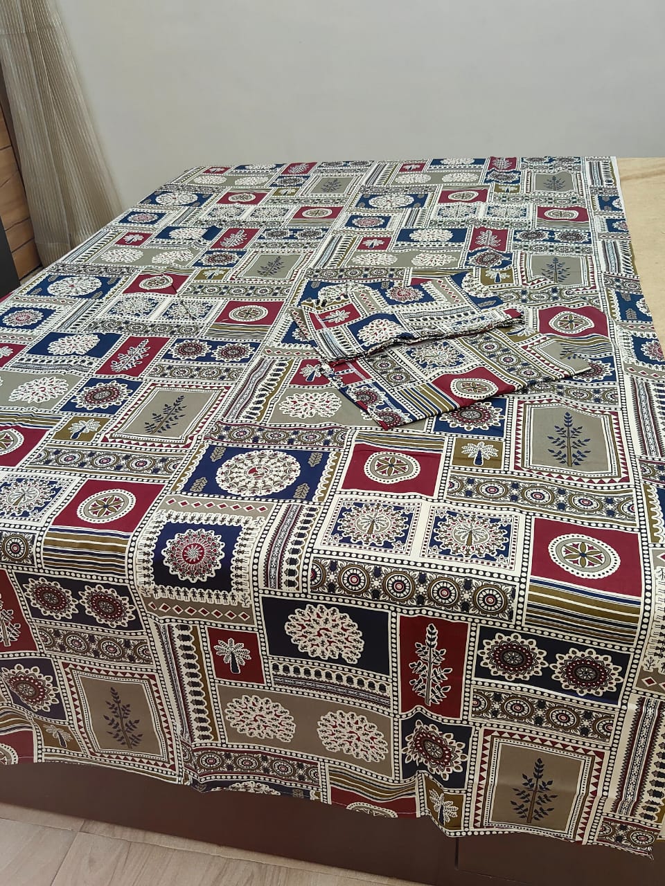 PRINTED BEDSHEET MULTICOLOUR