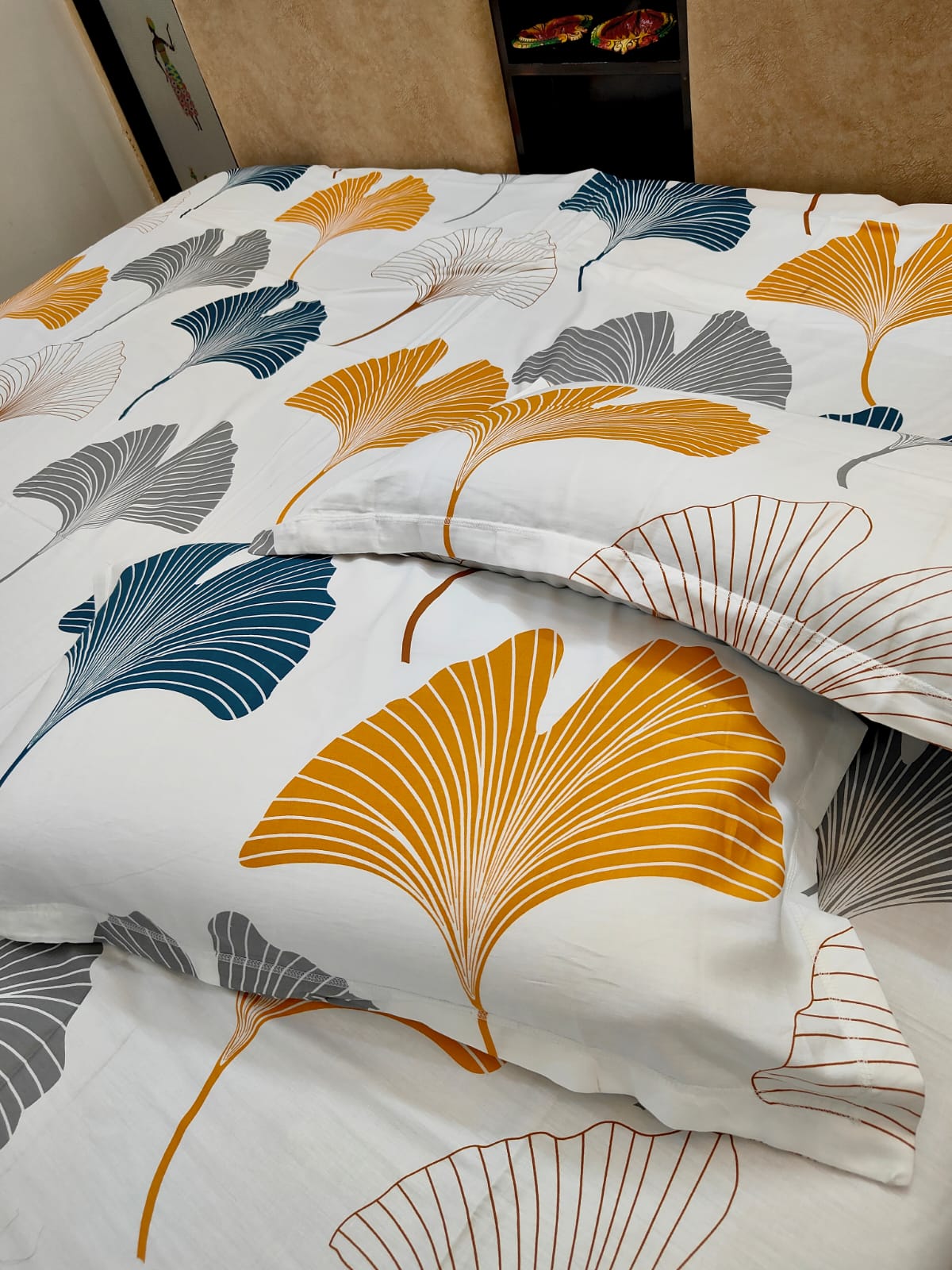PRINTED BEDSHEET WHITE