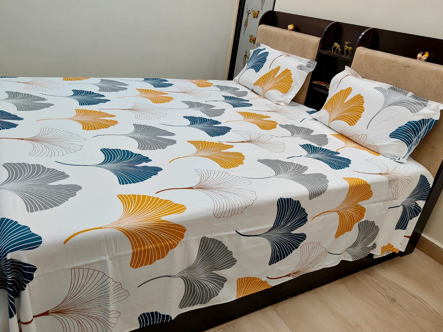 PRINTED BEDSHEET WHITE