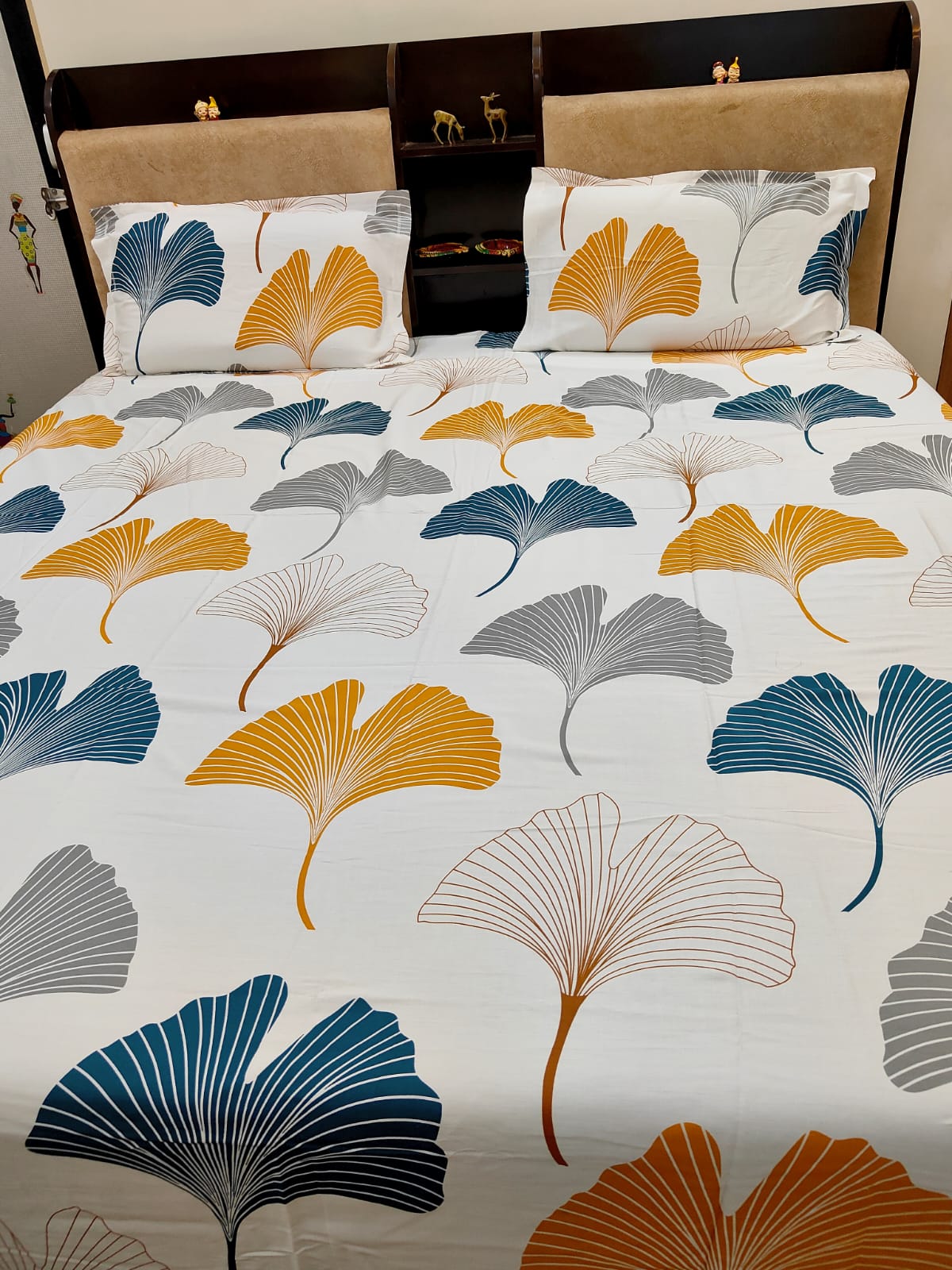 PRINTED BEDSHEET WHITE