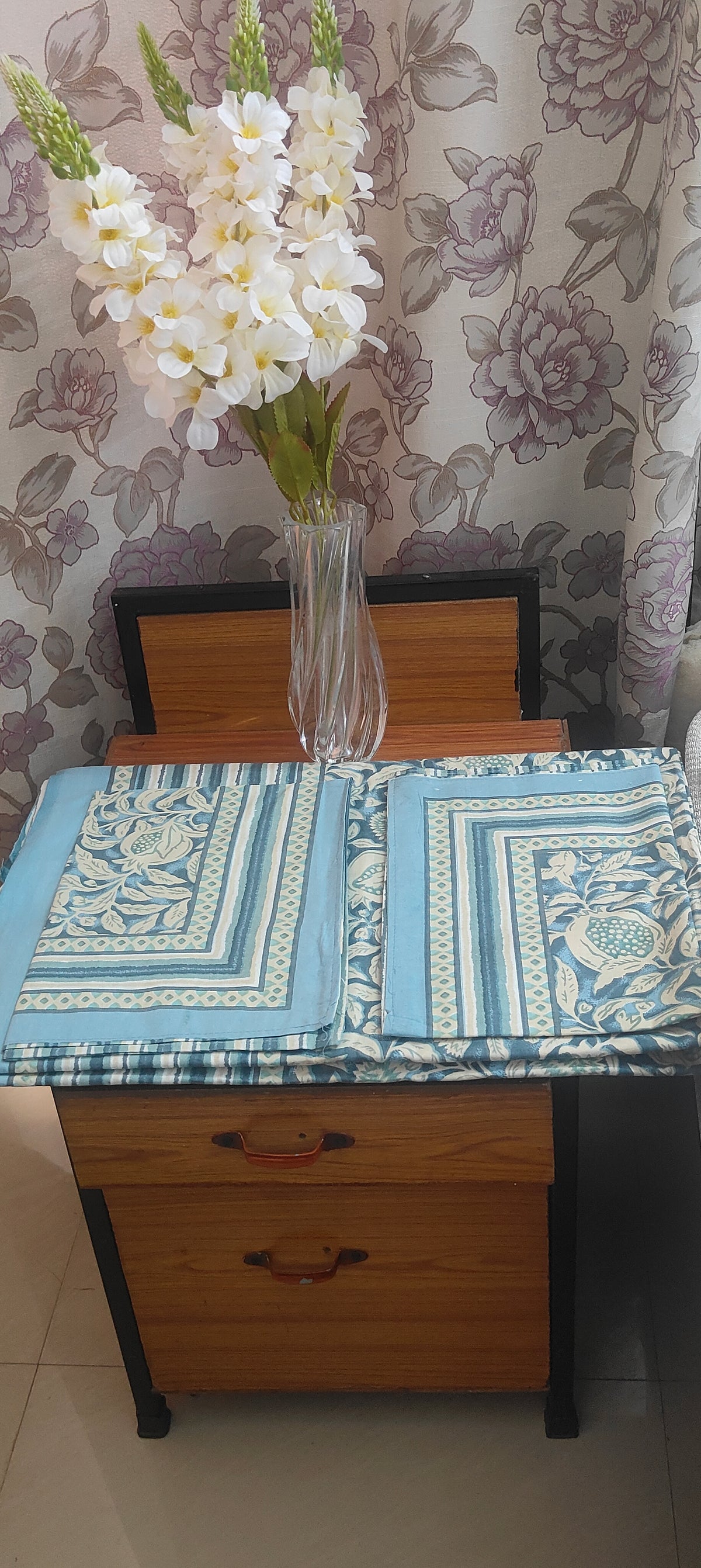 BED-COVER BLUE POMEGRANATE