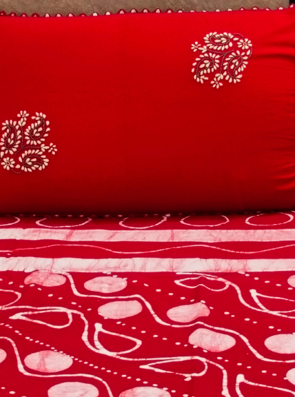 BED COVER KING SIZE ( RED BATIQUE)