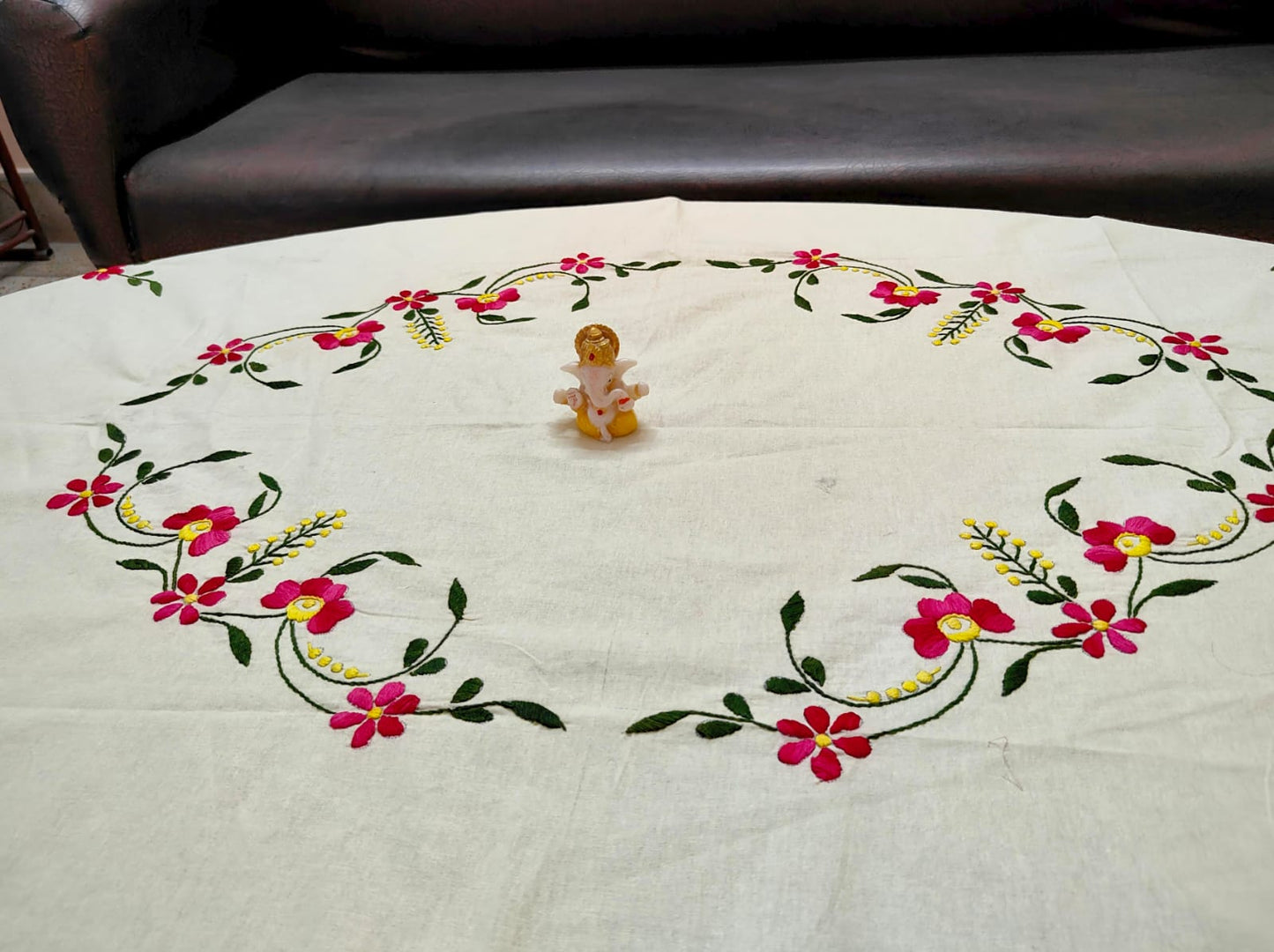 CENTRE TABLE COVER