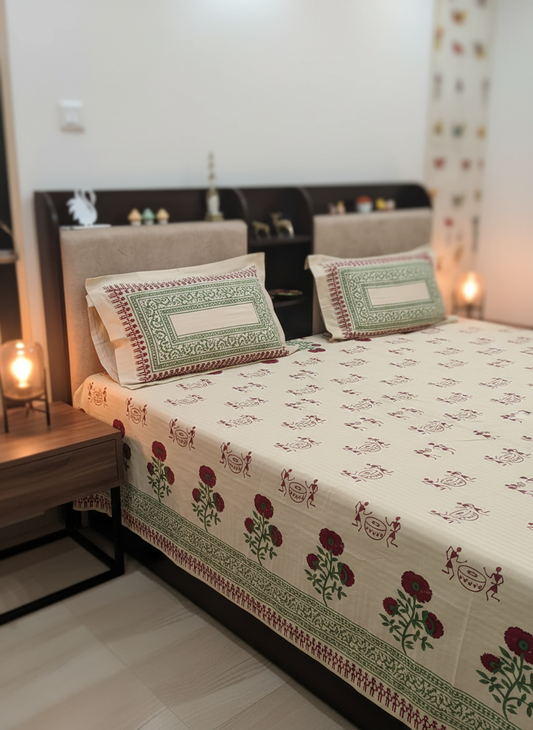 PRINTED BEIGE BED COVER