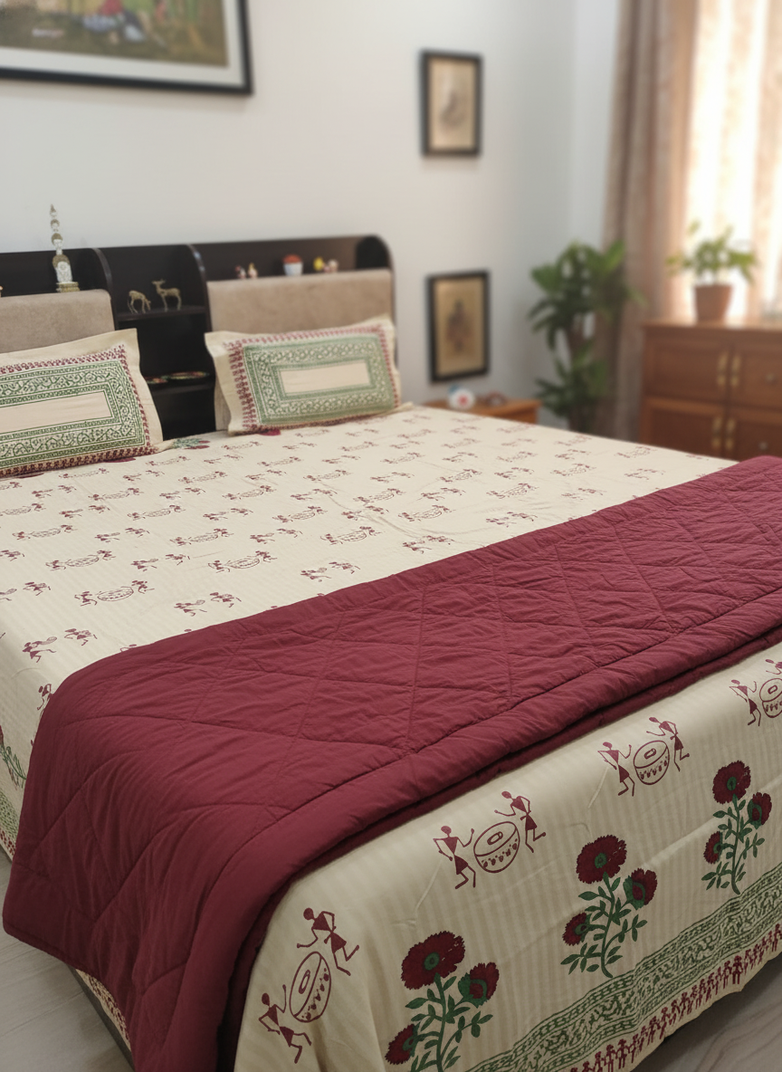 PRINTED BEIGE BED COVER