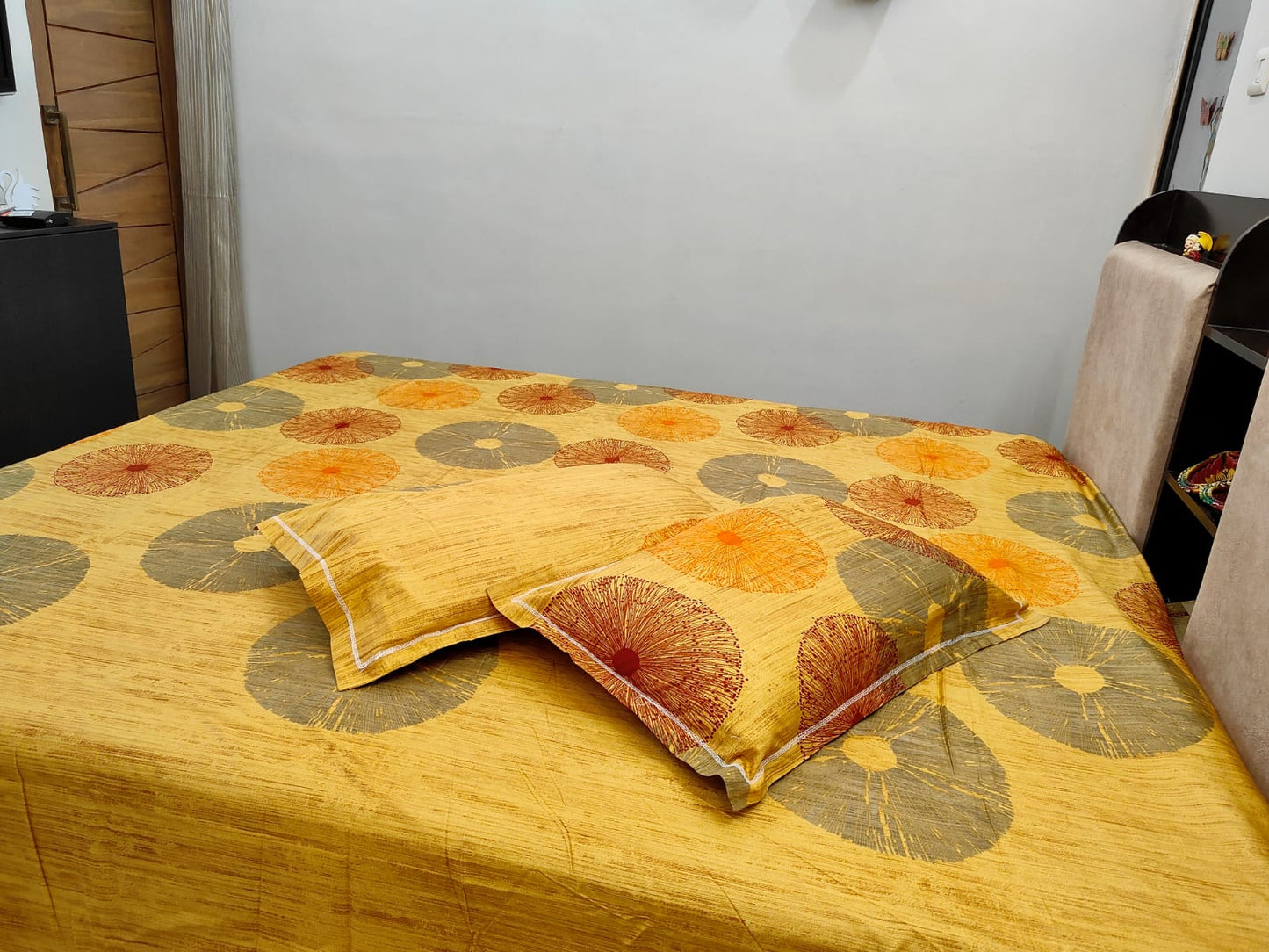 PRINTED BEDSHEET YELLOW