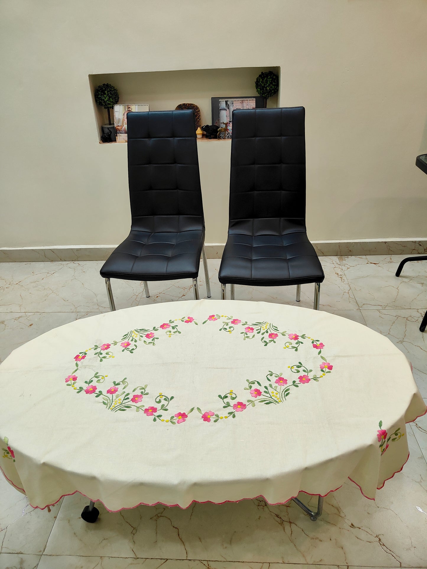 CENTRE TABLE COVER