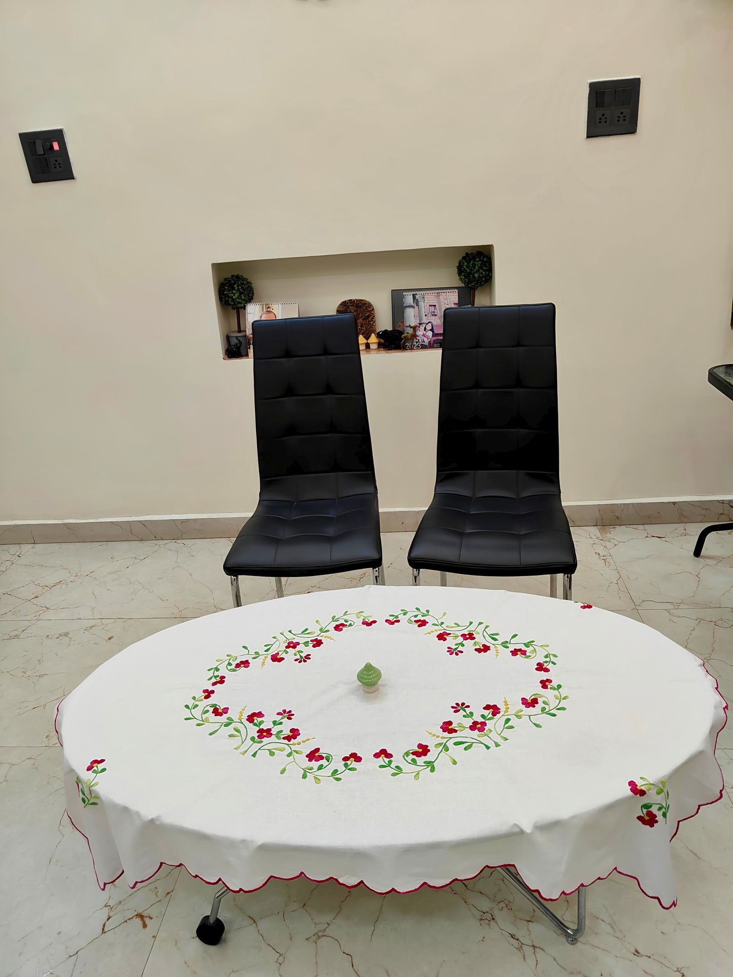 CENTRE TABLE COVER