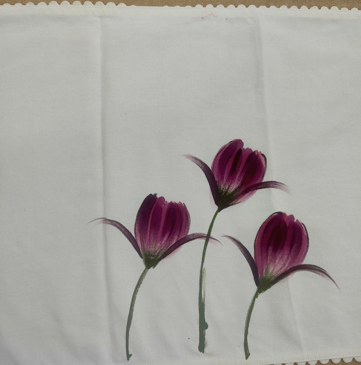 TABLE RUNNER