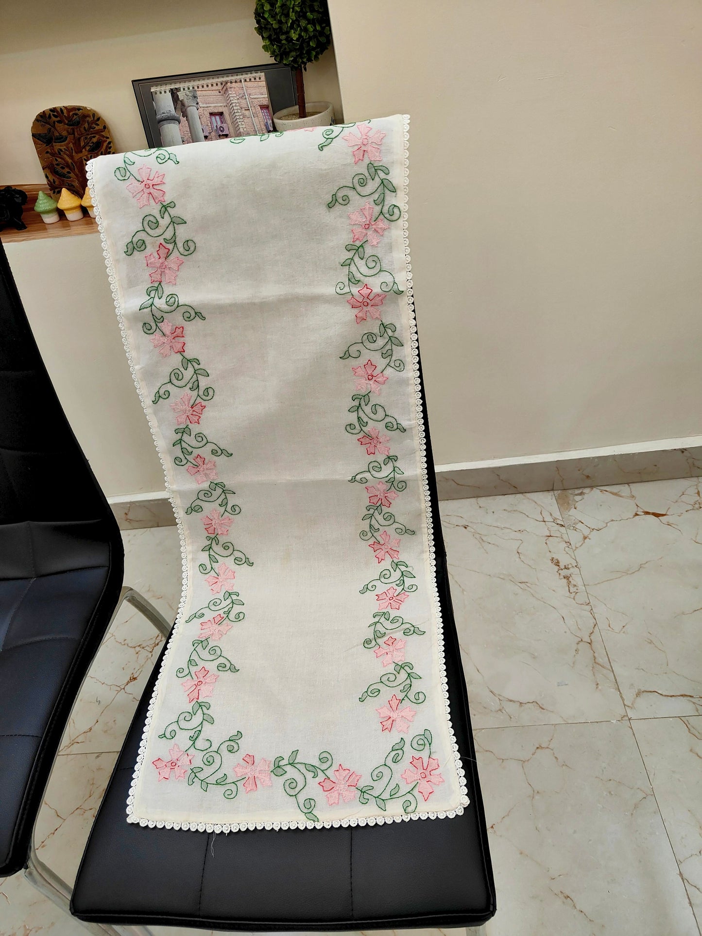 CENTER TABLE RUNNER