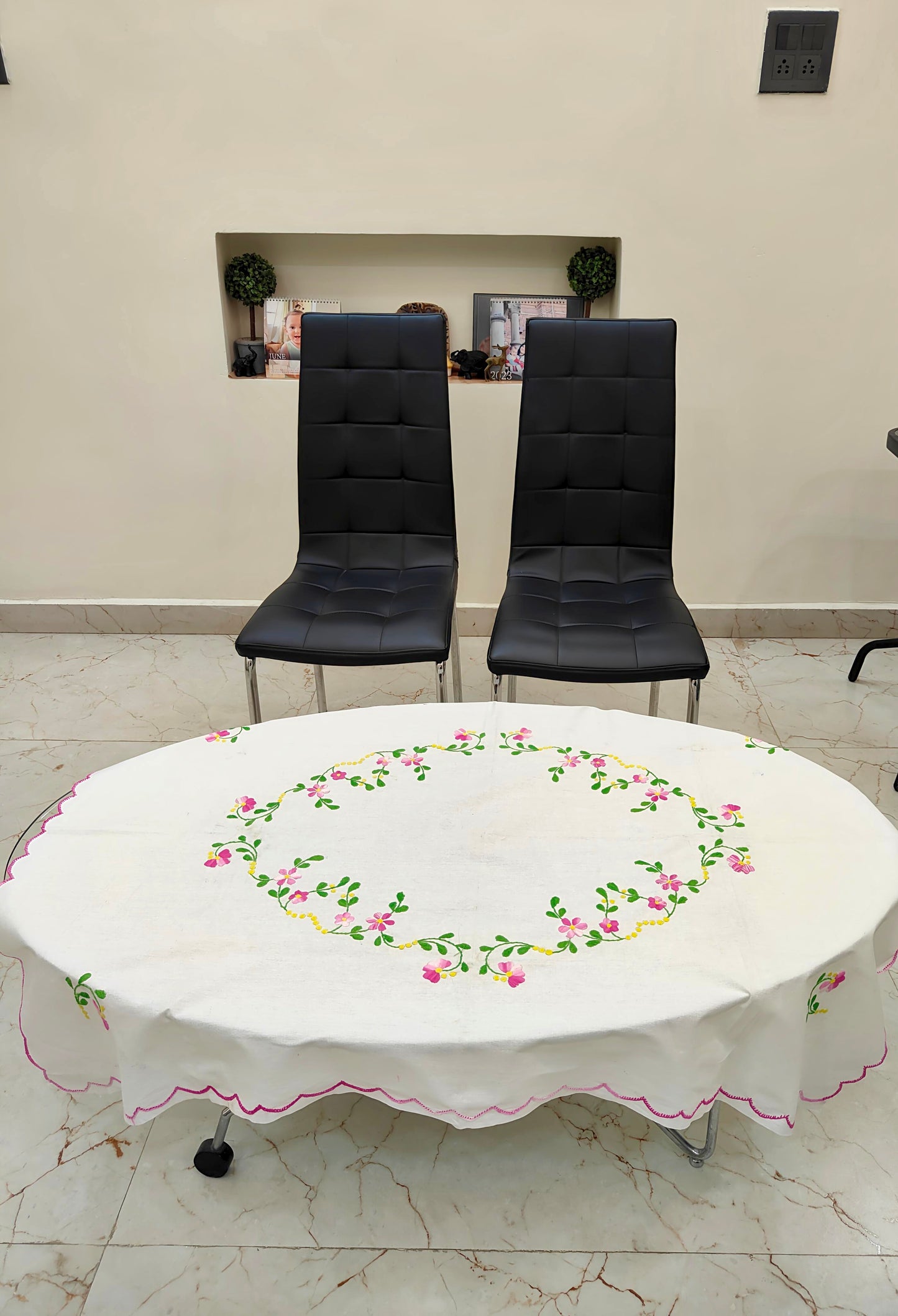 CENTRE TABLE COVER