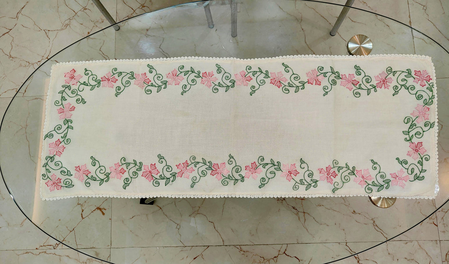 CENTER TABLE RUNNER